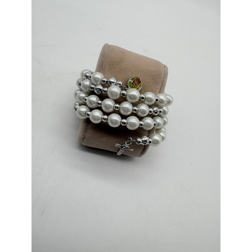 White Faux Pearl Wrap Bracelet‎ Silver Crucifix Our Lady of Guadalupe Medal